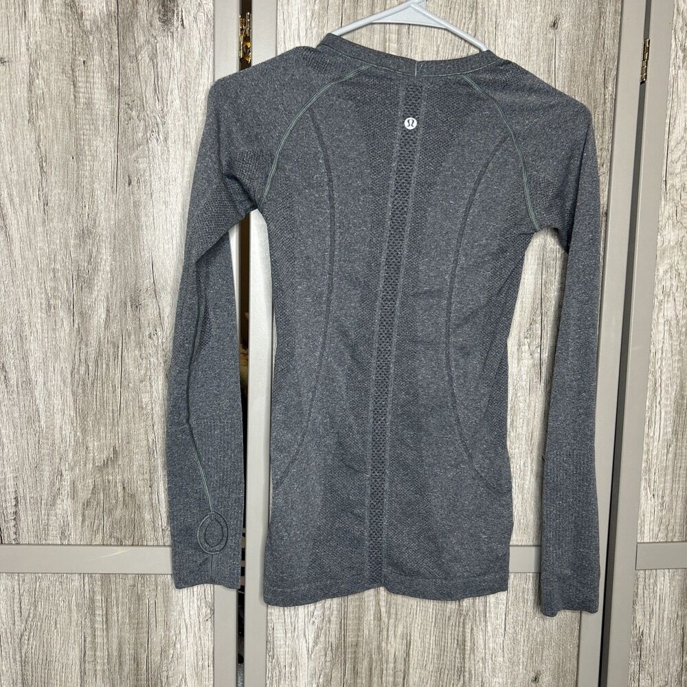 Lululemon Swiftly Tech Top Long Sleeves - Picture 6 of 6